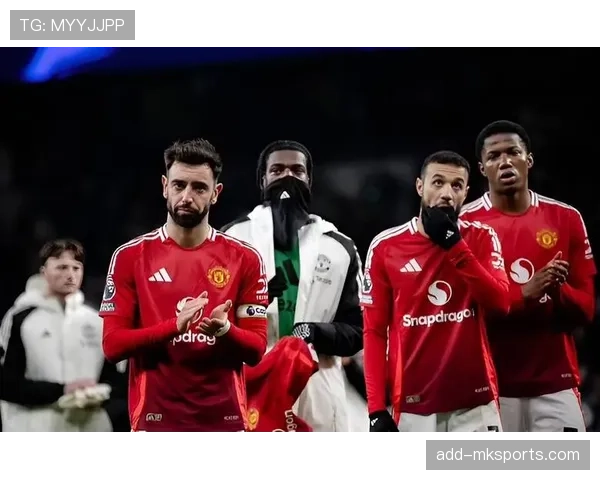 曼联战术体系缺乏稳定性，对球队表现造成影响